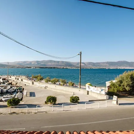 Appartement Arbanija 1122a *