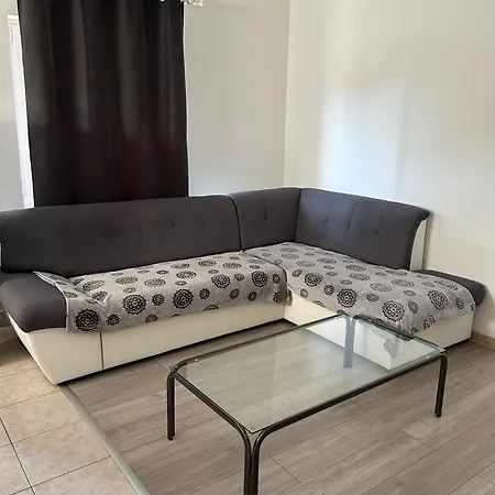 Appartement Arbanija 1122a